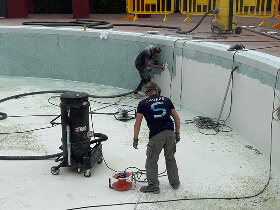 Préparation support béton piscine municipale