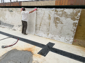 Préparation support béton piscine municipale