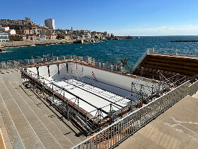 Préparation support béton piscine municipale